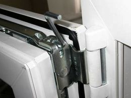 Регулировка пластиковых окон, регулировка фурнитуры окон